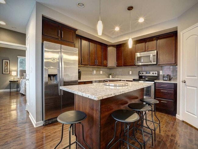 Building Photo - 2201 Reading Rd