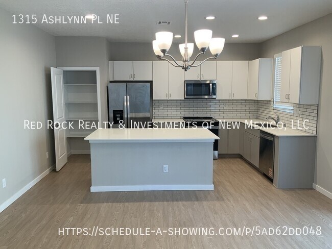 Foto del edificio - 1315 Ashlynn Pl