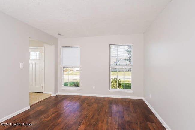 Foto del edificio - 7802 Texlyn Ct