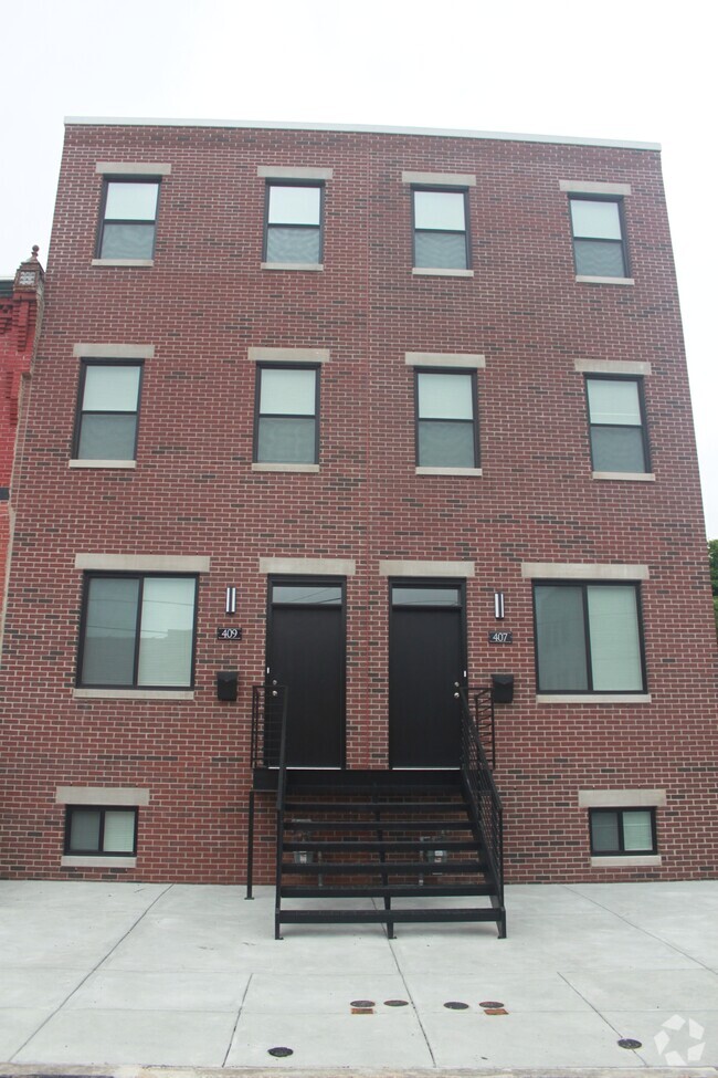 Building Photo - 409 Budd St