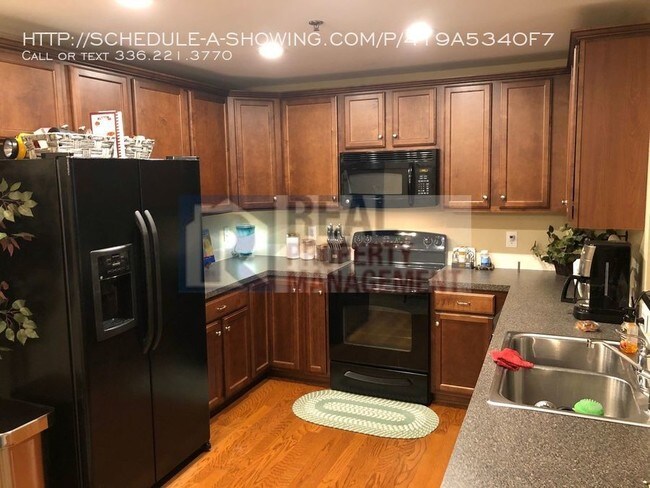 Building Photo - 4722 Tatton Park Cir