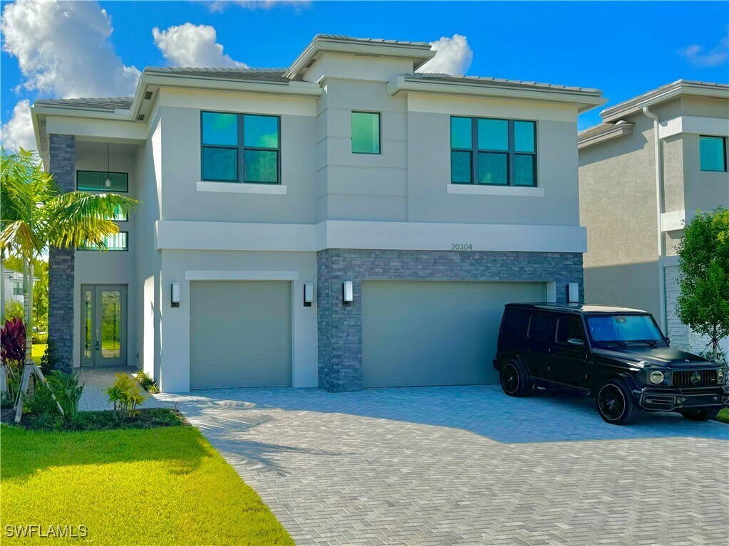 Foto principal - 20304 Estero Xing Blvd