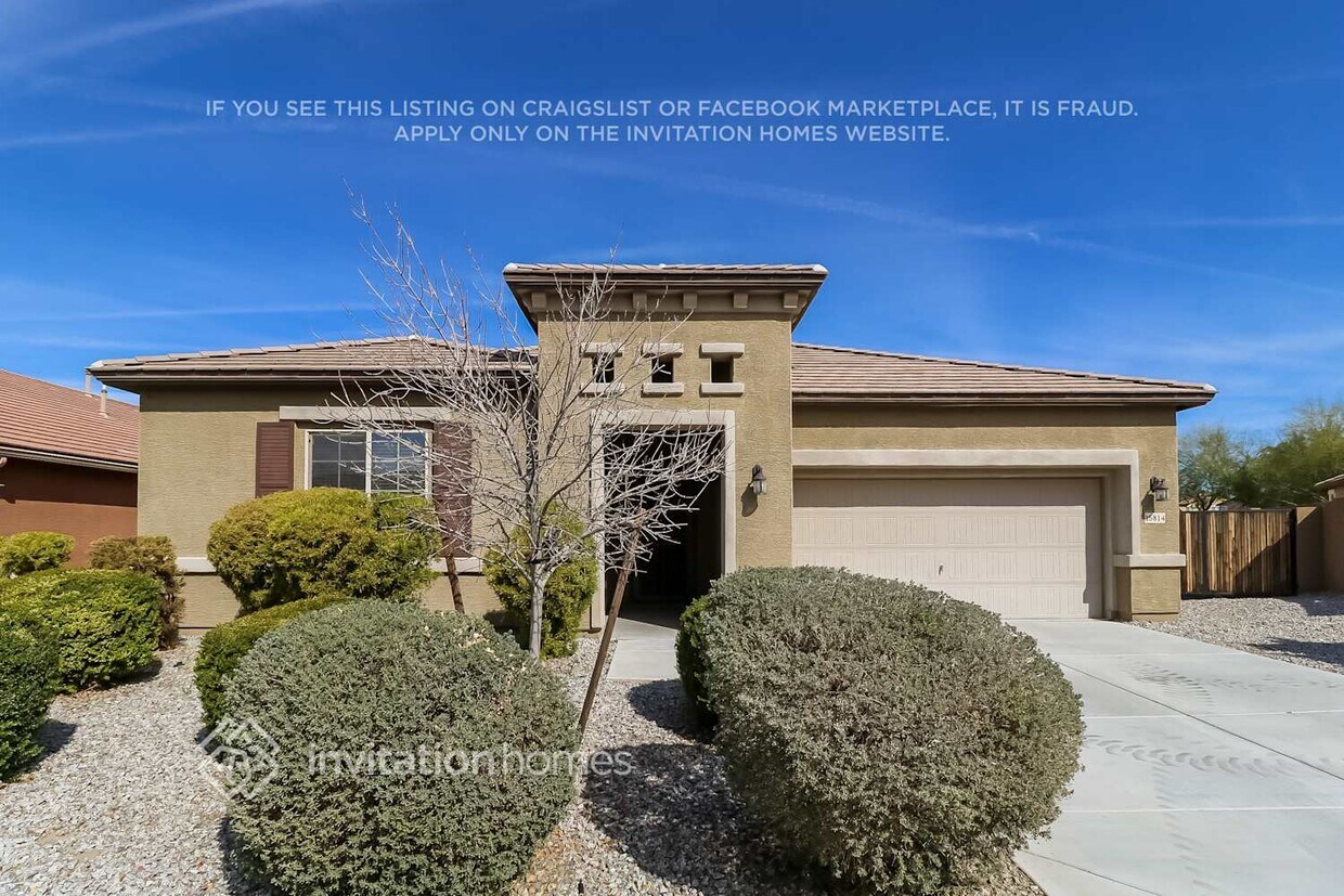 Foto principal - 15814 W Fillmore St