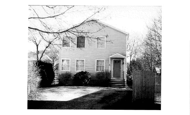 Building Photo - 7 Turano Ave