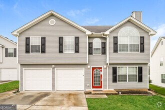 Building Photo - 2560 S Hills