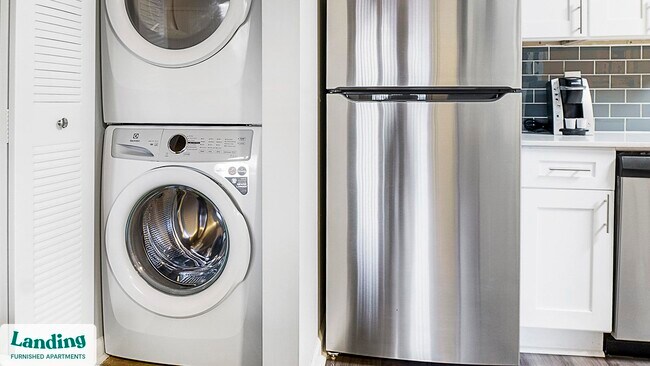 Foto del edificio - 4901 Whitton Pl