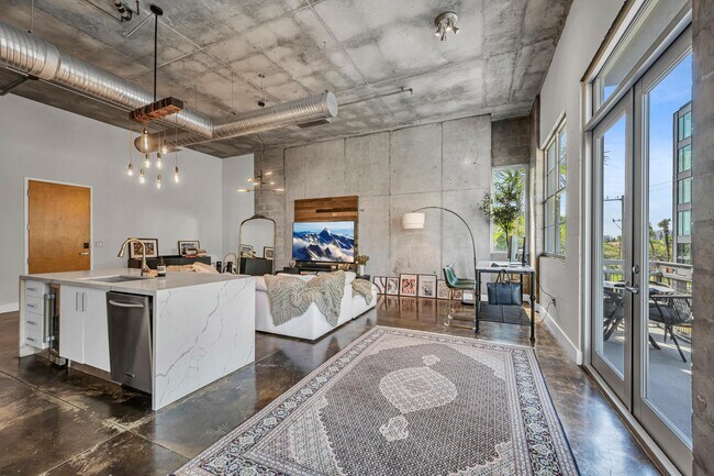 Foto del edificio - 445 N Andrews Ave