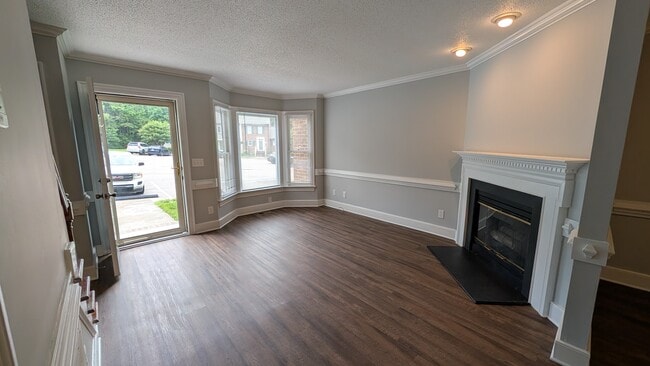 Building Photo - 318 Olde Towne Dr