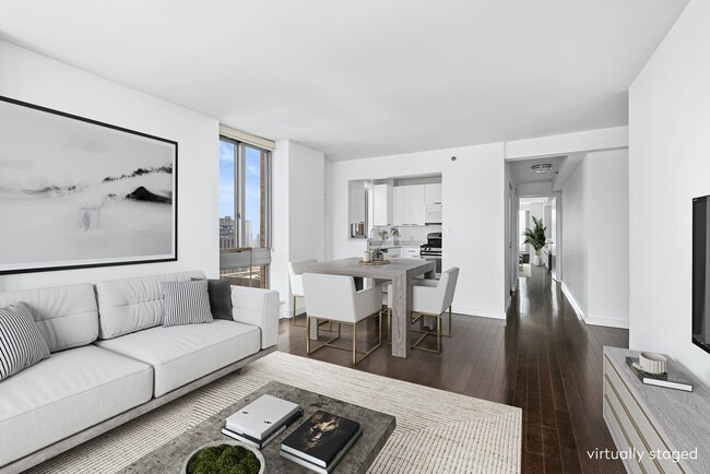 Foto del edificio - High Floor 2 BR with Private Terrace