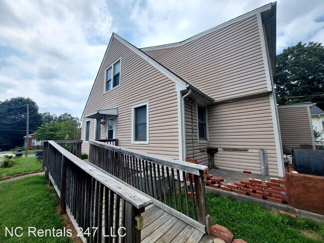 Foto del edificio - 5 br, 2 bath House - 2907 Bon Air Ave