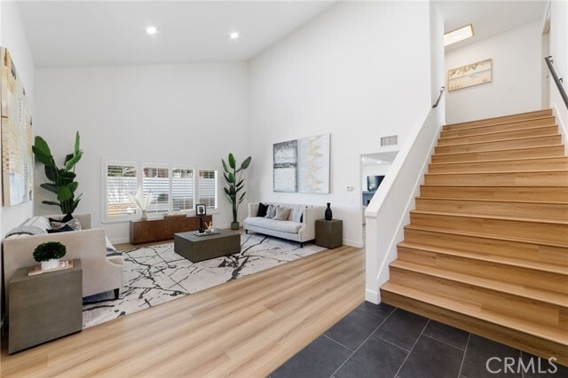 Foto del edificio - 25381 MacKenzie St