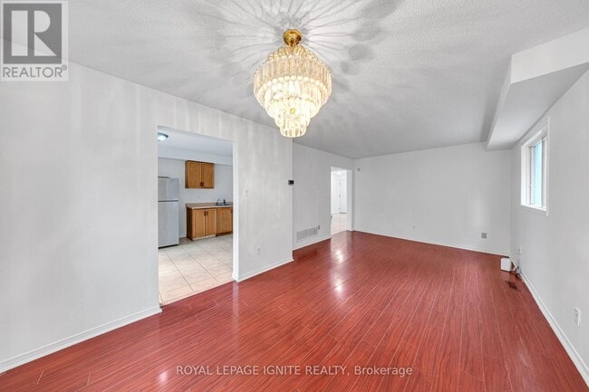 Building Photo - 21 Toba Crescent