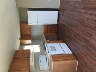 Building Photo - 10479 Rolling Heights Dr