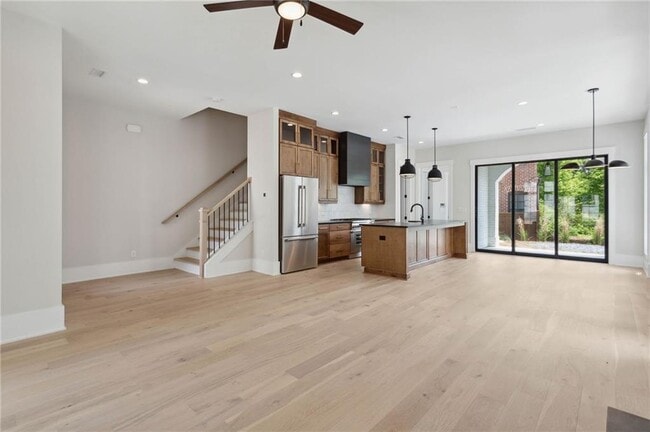 Building Photo - 11280 Serenbe Ln