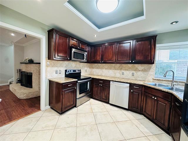 Foto del edificio - 2032 Greenview Dr