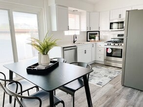 Building Photo - 2561 E Water St