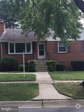 Building Photo - 10707 Glenhaven Dr