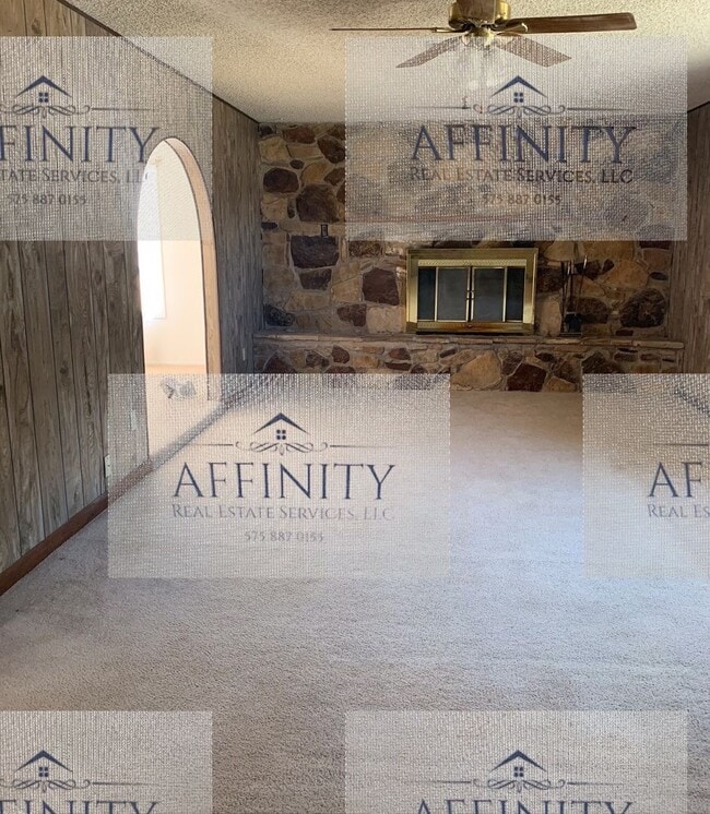 Building Photo - 3 bedroom home