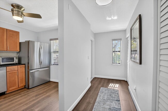 Building Photo - 21911 Cypress Dr