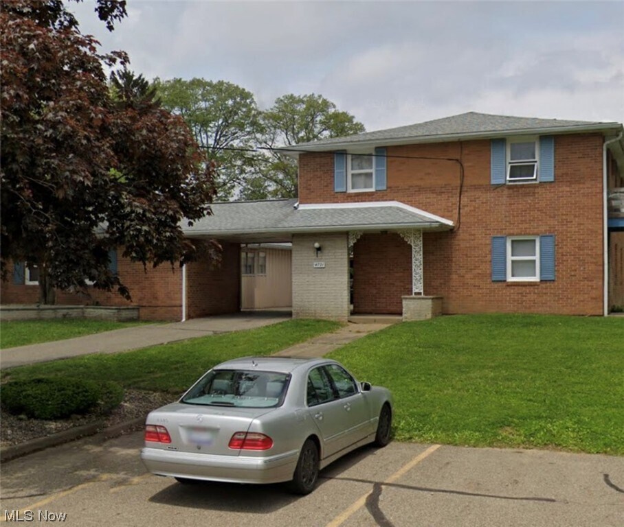 Foto principal - 4721 20th St NW