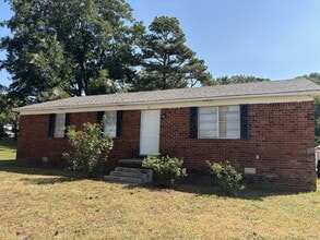Building Photo - 390 Springfield Rd