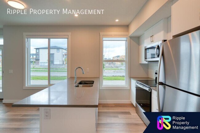 Building Photo - GORGEOUS 1 BED/ 1 BATH TOWNHOUSE IN THE COMMUNITY OF SETON