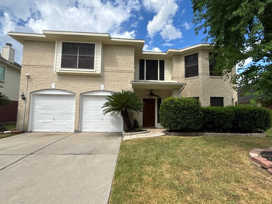 Foto principal - 2202 Laurel Branch Way