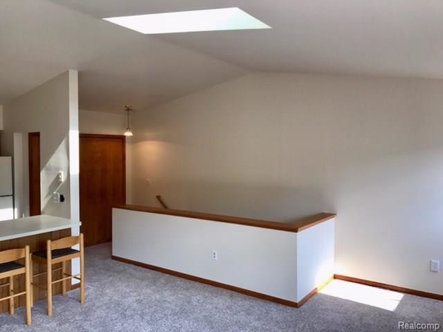 Building Photo - 374 Pinewood Dr