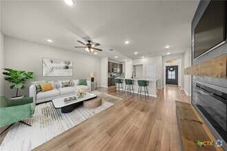 Building Photo - 1821 Holleman Dr