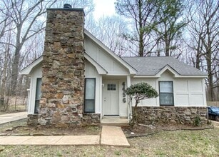 Building Photo - 4456 Tarleton Dr