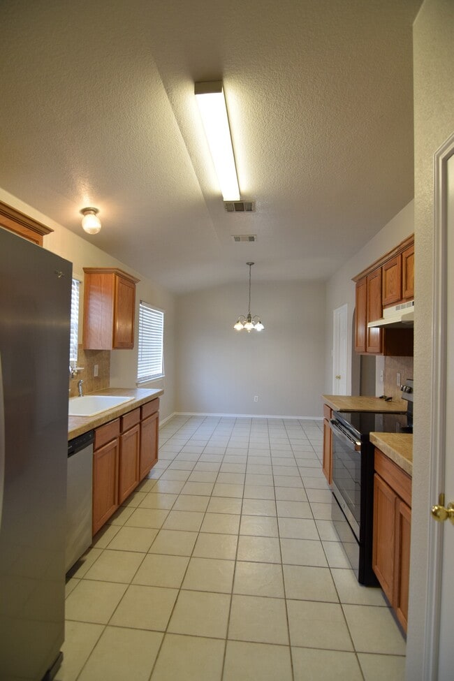 Building Photo - 5006 Sydney Harbour Ct