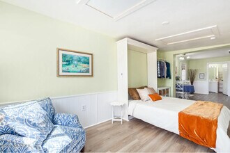 Building Photo - 39170 N Kennedy Dr