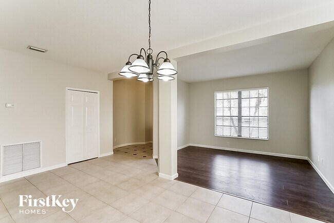 Building Photo - 418 Breckenridge Cir SE