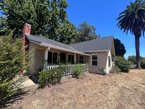 Building Photo - 720 E Lassen Ave