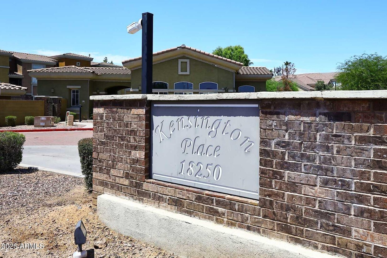 Foto principal - 18250 N Cave Creek Rd