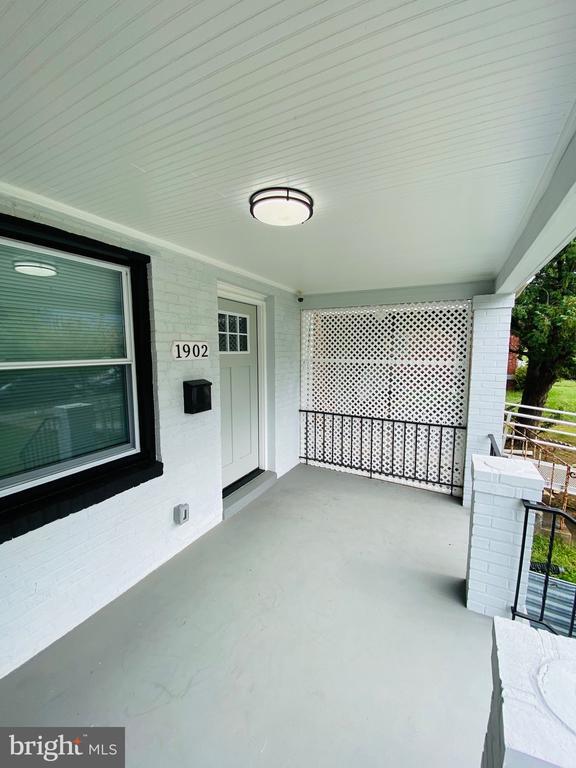 Foto del edificio - 1902 Good Hope Ct SE