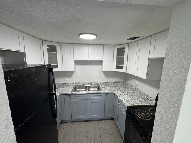 Foto del edificio - 13701 N 21st St