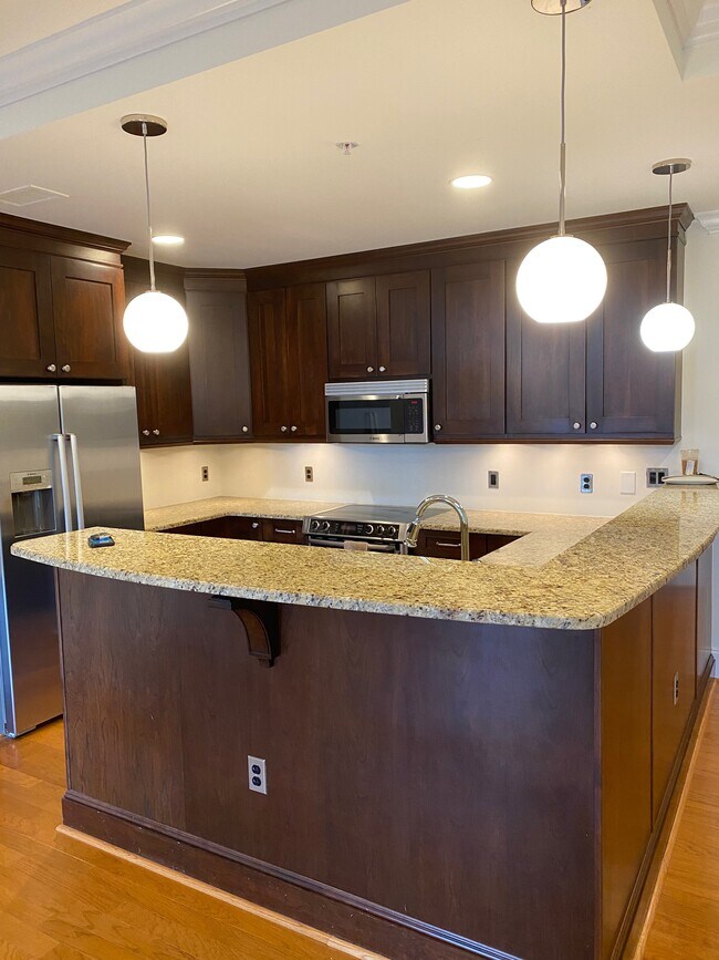 Kitchen - 710 Independence Pl