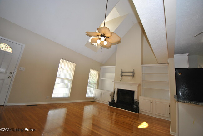 Building Photo - 5307 Silver Wing Blvd