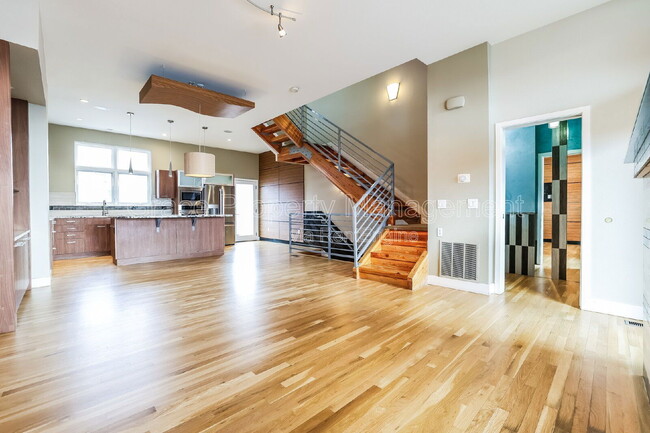 Building Photo - 2507 Larimer St