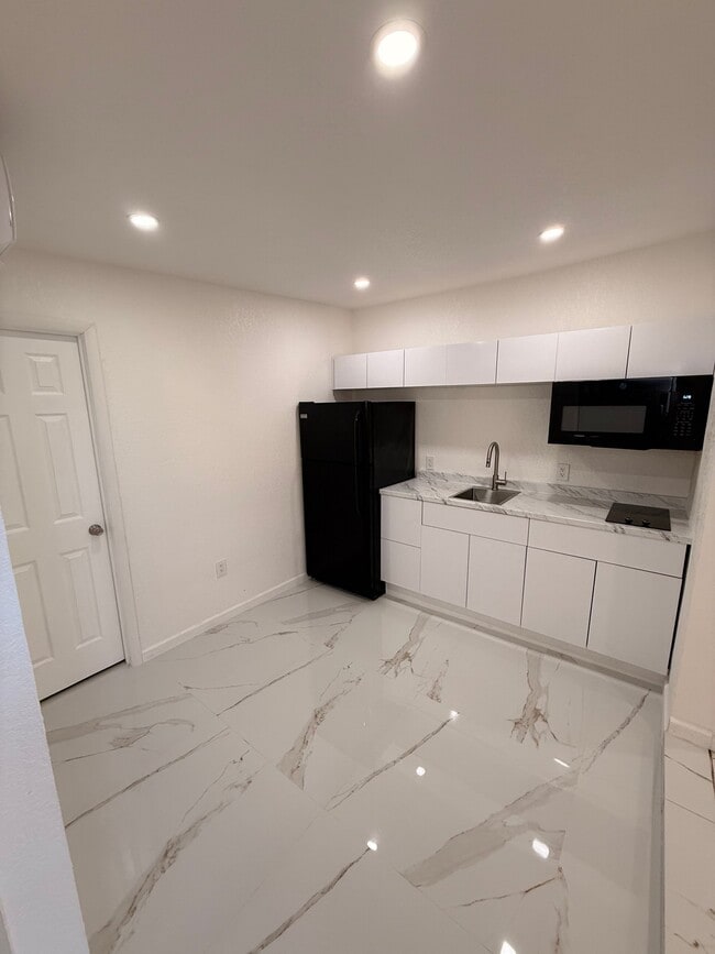 Foto del edificio - 10424 SW 7th St