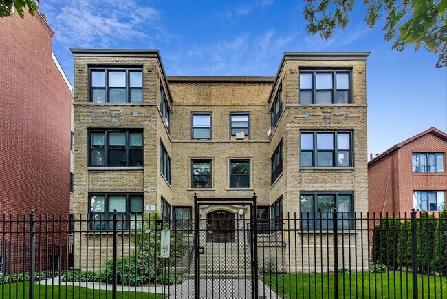 Foto del edificio - 4442 N Magnolia Ave