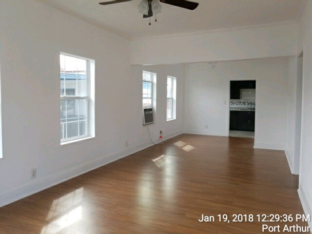 Foto del edificio - 621 Marshall Ave