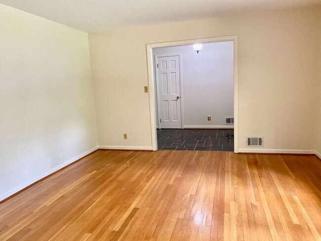 Building Photo - 3613 Prestwick Dr