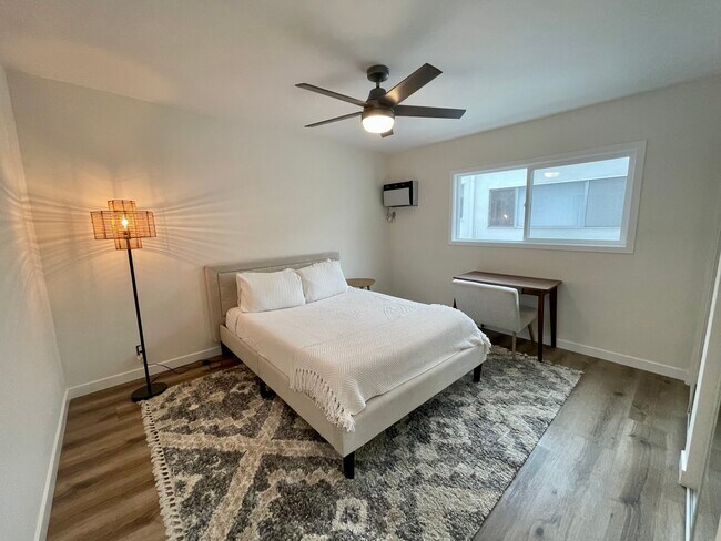 1 Bd. - 1020 N Laurel Ave