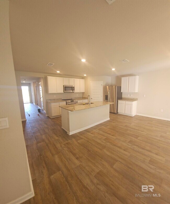 Foto del edificio - 23432 Shadowridge Dr