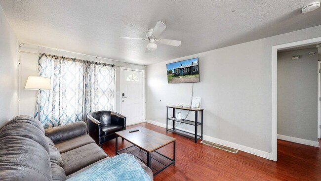 Foto del edificio - 7388 Oneida Dr