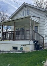 Building Photo - 11 Strabane Ave