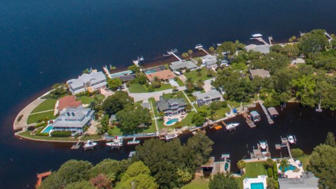 Primary Photo - 1234 Gulf Waterfront
