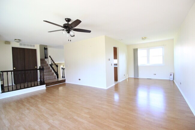 Foto del edificio - 9 Warwick Ct